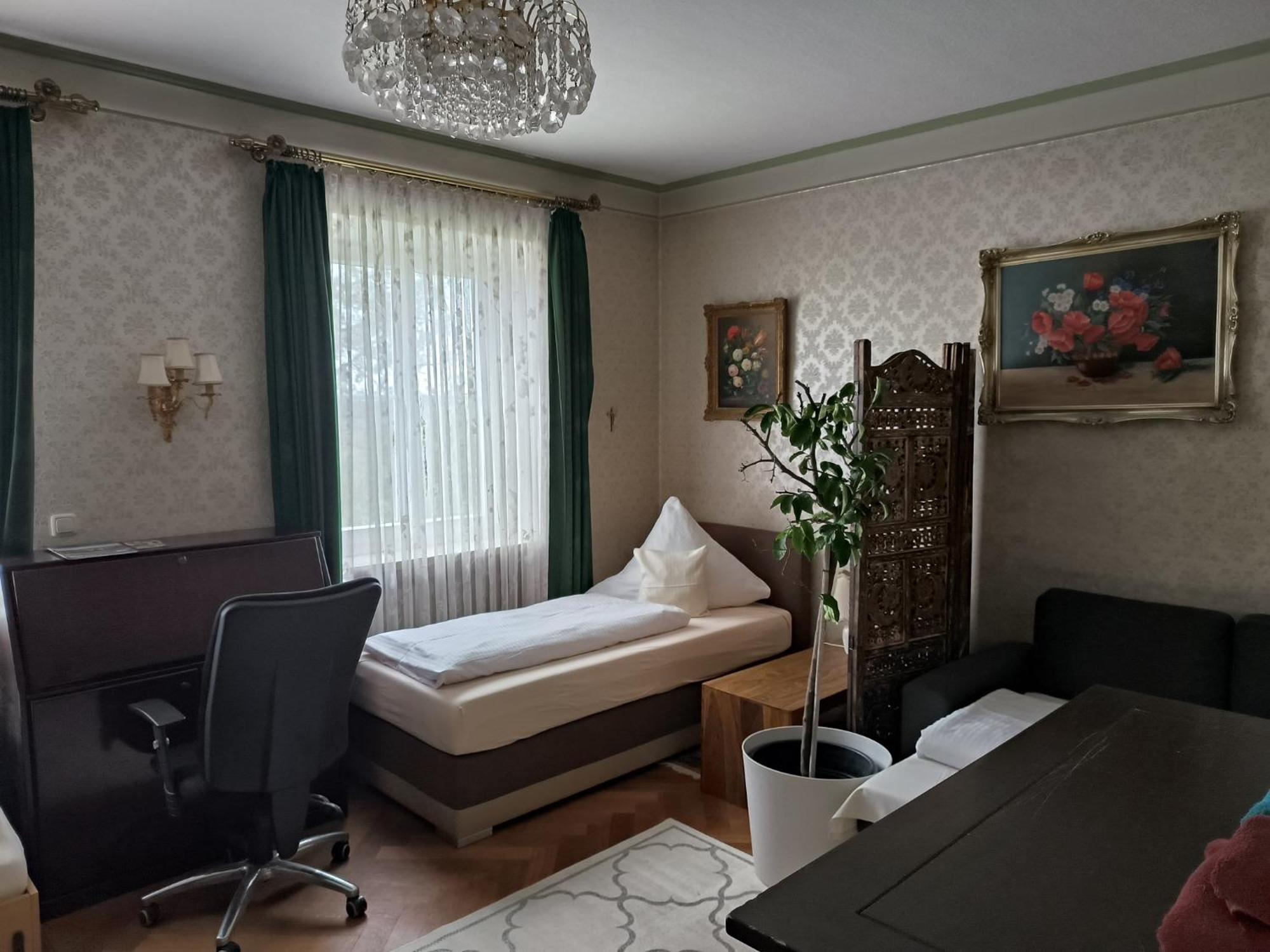 Pension Haus Gertrud Donauwörth Zewnętrze zdjęcie
